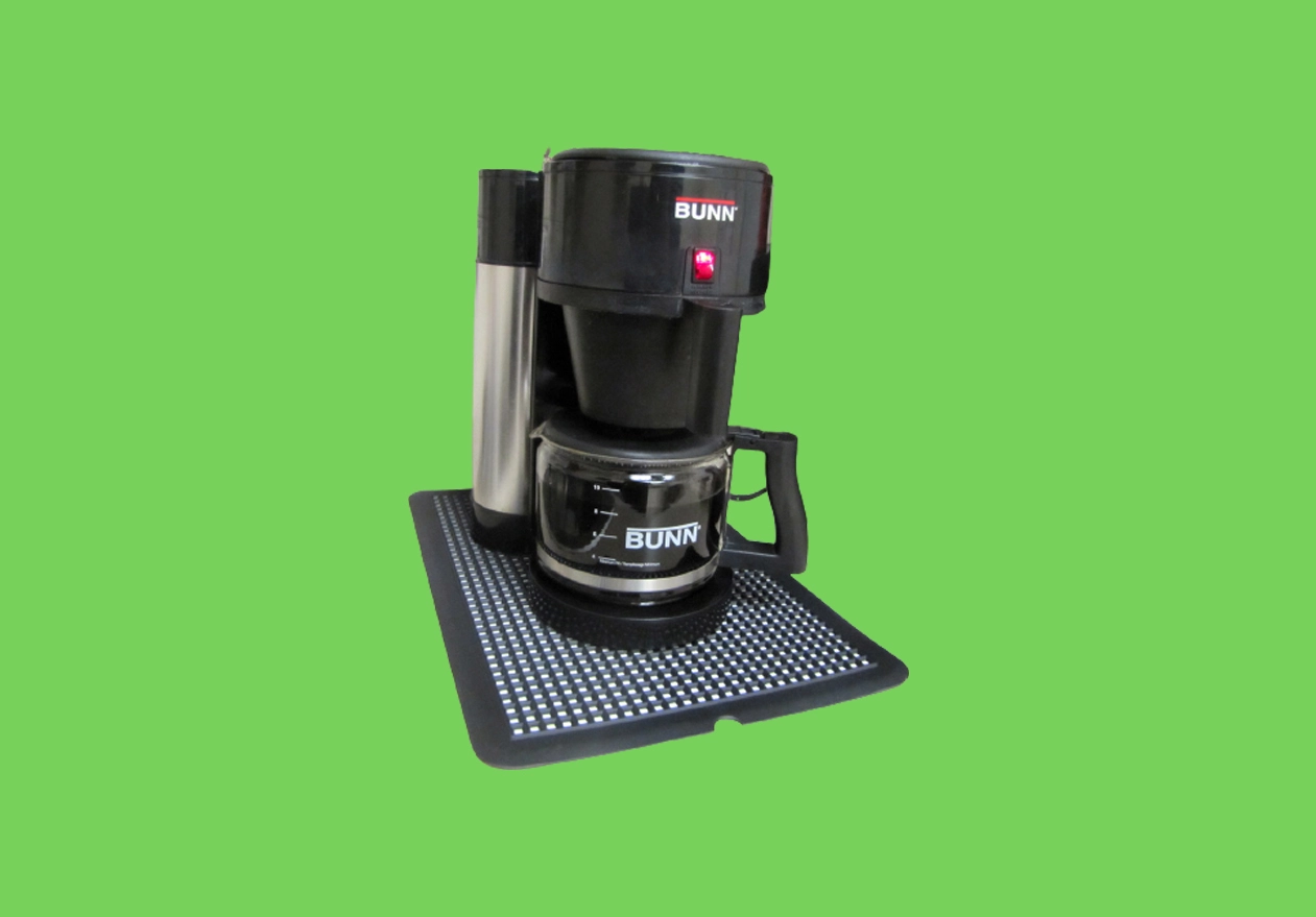 What To Put Under Coffee Maker | Best Reviews Guide 2021